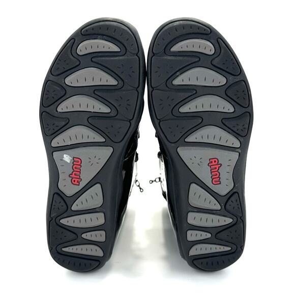 Ahnu Black Flat Winter Boot Size 7.5 Patent Leather Lace-Up Zip Closure Mid-Calf - Picture 6 of 15